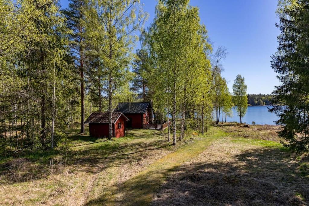 Cozy Cottage By The Lake, Charlottenberg Amotfors Exterior photo